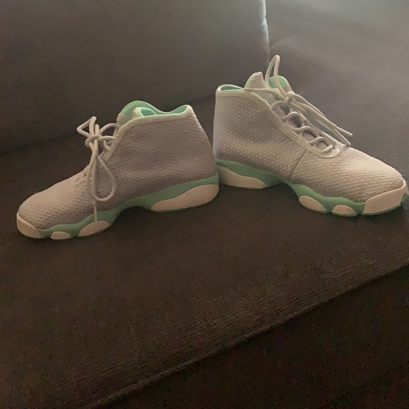 Grey Jordans - Picture 3 of 7